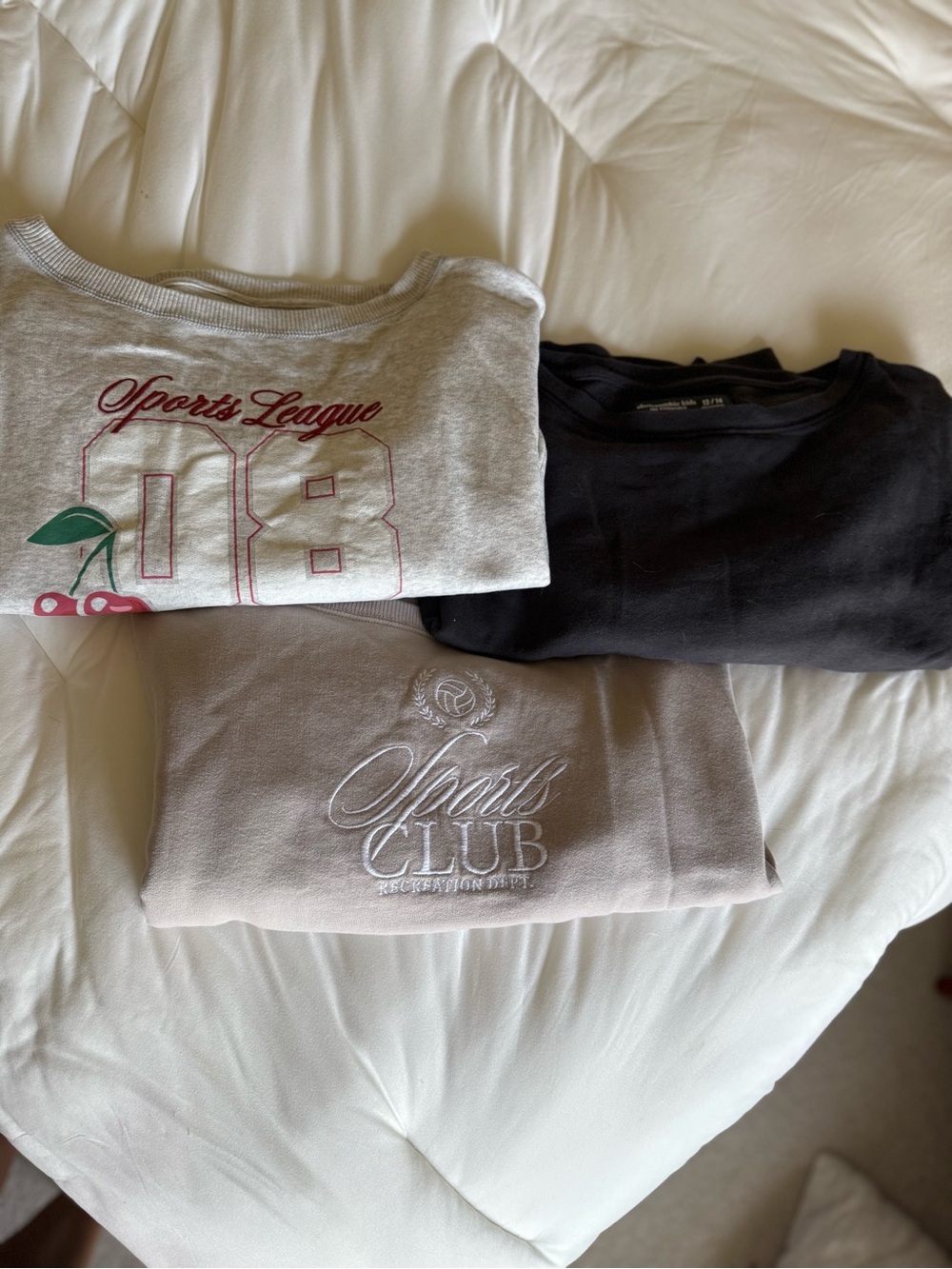 Abercrombie & Fitch off the shoulder crew necks